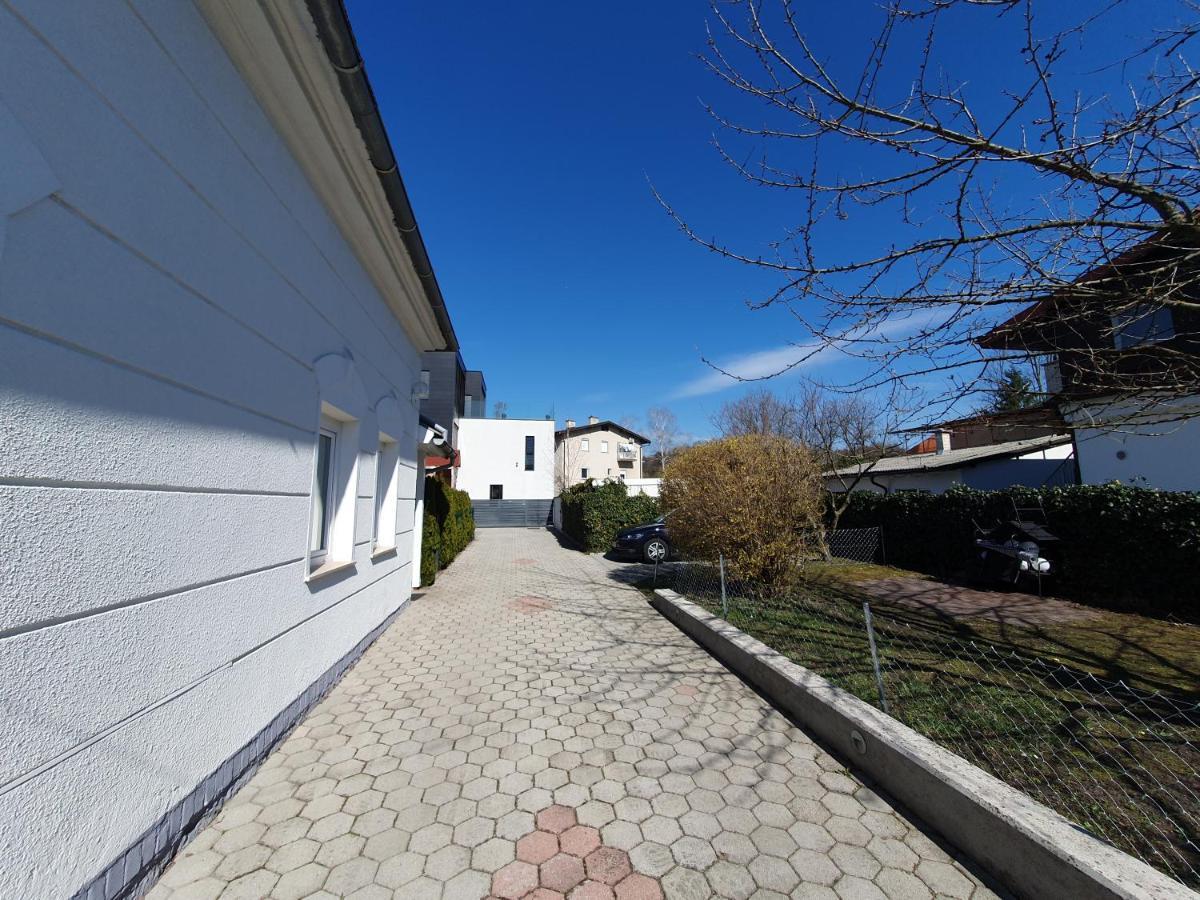 Charming Apartment Mila In Privat House With Free Parking Ljubljana Exteriör bild